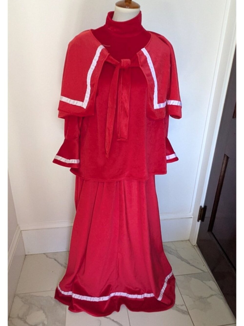 4 Pc Mrs Claus Outfit Costume Red Velvet Maxi Skirt Top Cape Bonnet Size M/L